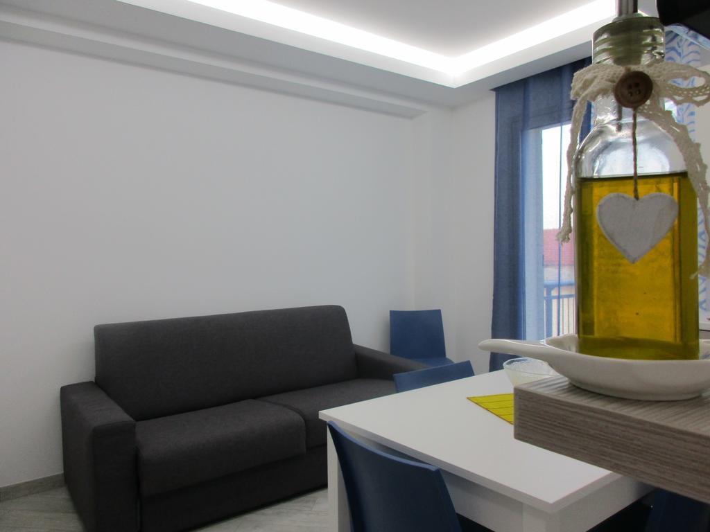 Le Dimore Di Enea Apartment กัสเตลลัมมาเร เดล โกลโฟ ภายนอก รูปภาพ