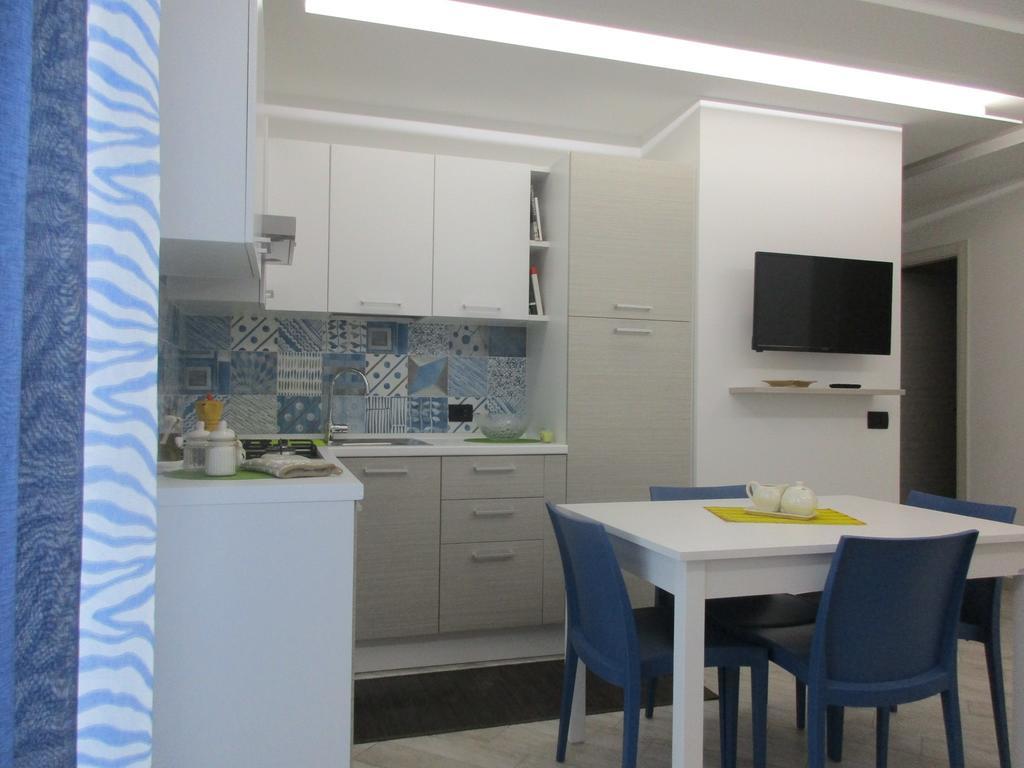 Le Dimore Di Enea Apartment กัสเตลลัมมาเร เดล โกลโฟ ภายนอก รูปภาพ