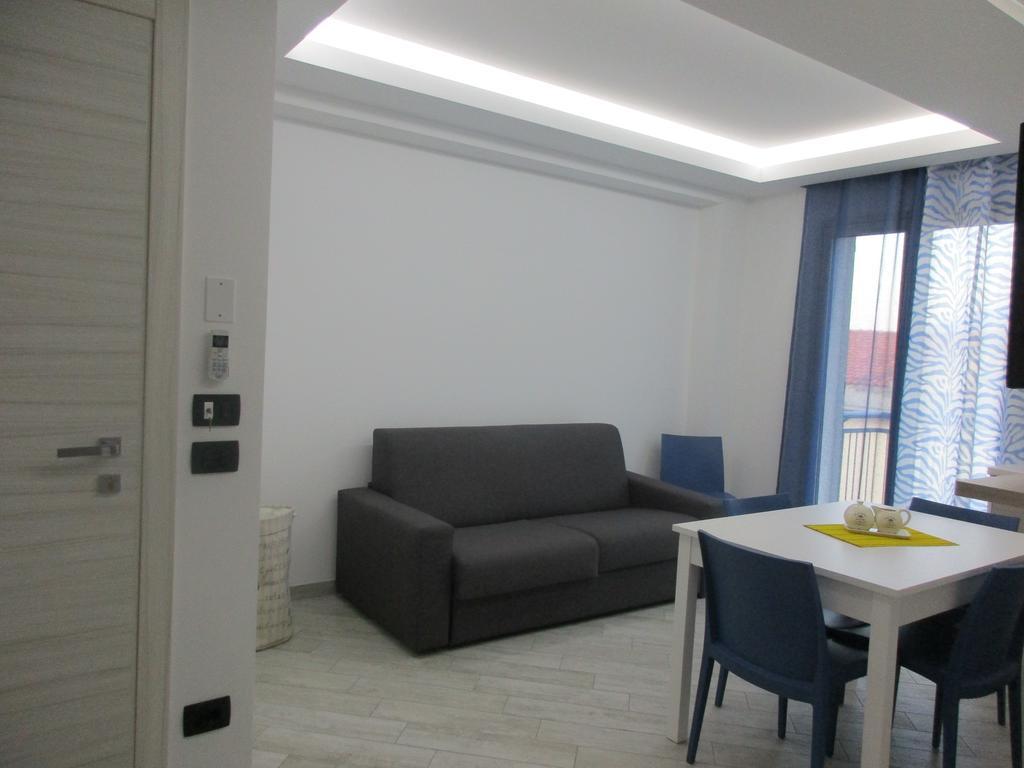 Le Dimore Di Enea Apartment กัสเตลลัมมาเร เดล โกลโฟ ภายนอก รูปภาพ